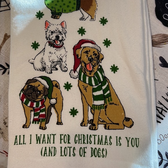 NWT Cynthia Rowley Set of 2 Kitchen Towels. For the Dog Lover. - Picture 1 of 10